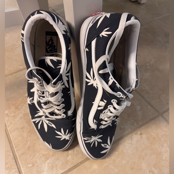 Vans Other - Vans Doren Era Navy Palm Unisex Lace Up Low Skate Sneakers Shoes Size 13